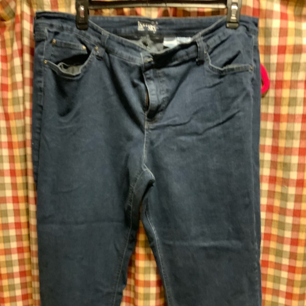 18W jeans